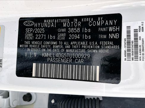 Used 2026 Hyundai Elantra SE FWD image 33
