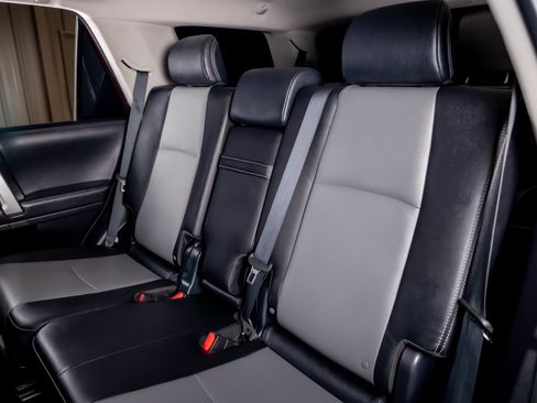 Used 2023 Toyota 4Runner SR5 Premium w/ Moonroof Package image 21