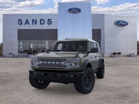 New 2026 Ford Bronco Badlands AWD/4WD image 2