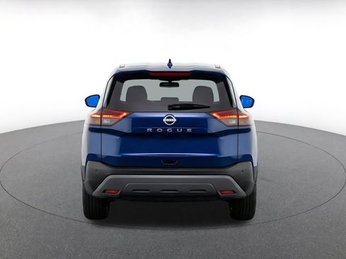 Used 2025 Nissan Rogue SV FWD image 11