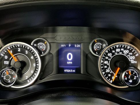 Used 2021 RAM 2500 Big Horn image 14