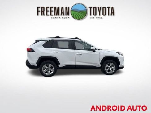 Used 2020 Toyota RAV4 XLE w/ All Weather Liner Package AWD/4WD image 4