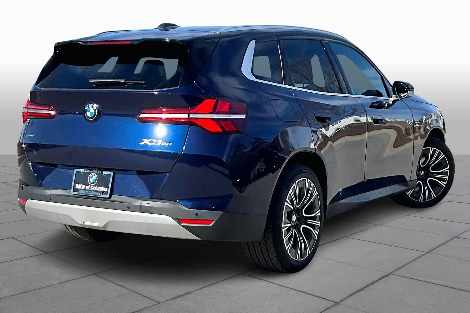 Used 2026 BMW X3 xDrive30i w/ Premium Package AWD/4WD image 12