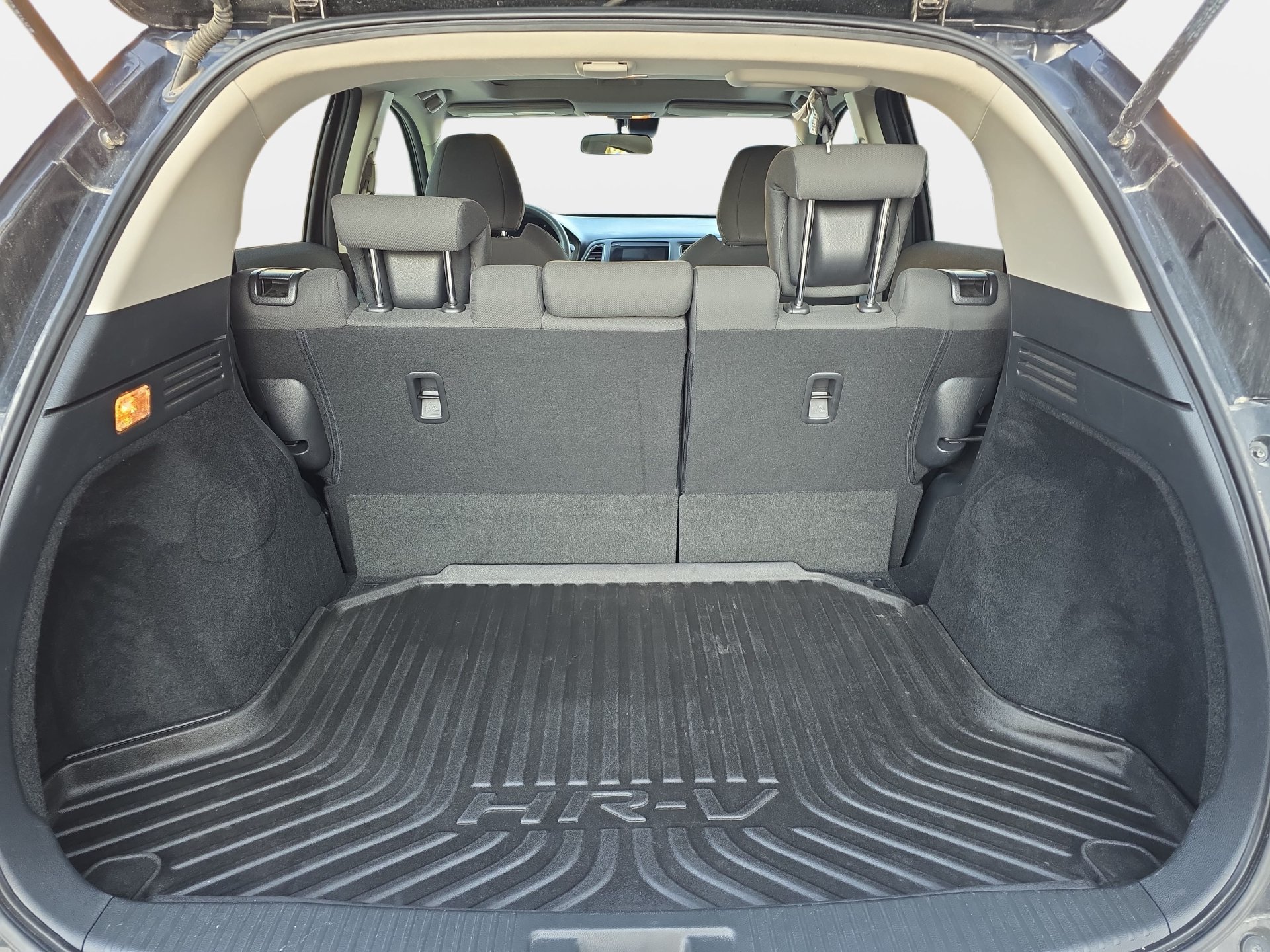 Used 2022 Honda HR-V EX image 12