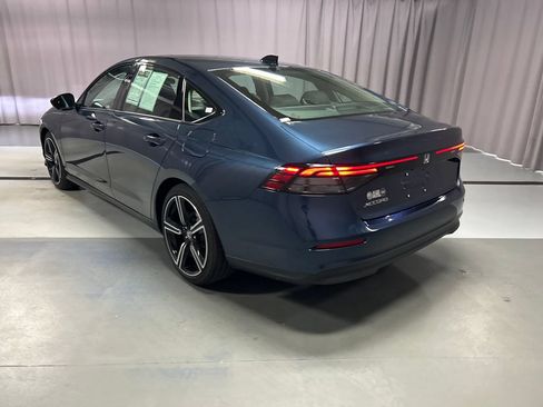 Used 2026 Honda Accord SE image 5