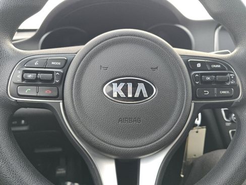 Used 2018 Kia Optima LX image 26