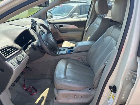 Used 2014 Lincoln MKX FWD image 11