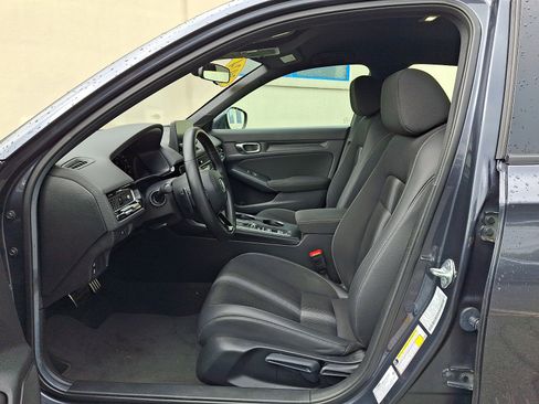 Used 2024 Honda Civic Sport image 12