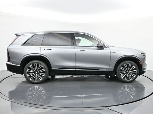 New 2026 Cadillac Vistiq Premium Luxury w/ LPO, Floor Liner Package image 6