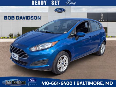 Certified 2018 Ford Fiesta SE image 1