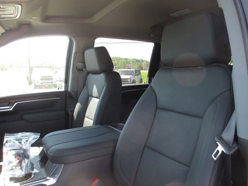 New 2026 GMC Sierra 3500 SLT AWD/4WD image 12