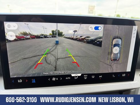 Used 2026 Ford Explorer Platinum w/ LUX Leather Package AWD/4WD image 20