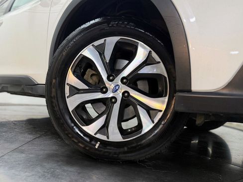 Used 2020 Subaru Outback Limited w/ Popular Package #2 image 11