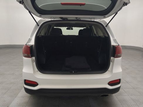 Used 2020 Kia Sorento AWD V6 image 29