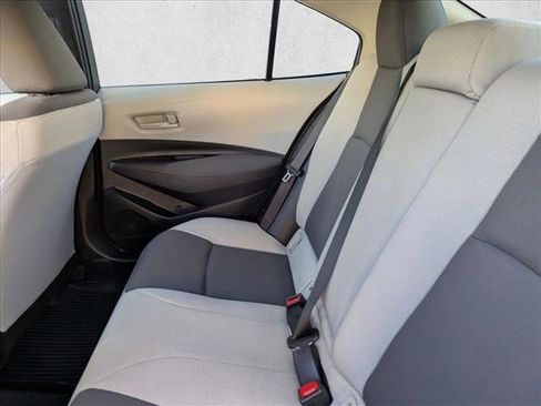 Certified 2025 Toyota Corolla LE image 17