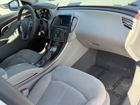 Used 2010 Buick LaCrosse CX FWD image 26