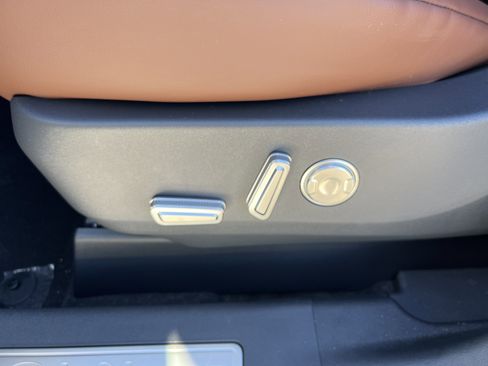 New 2026 Lincoln Nautilus Reserve image 26