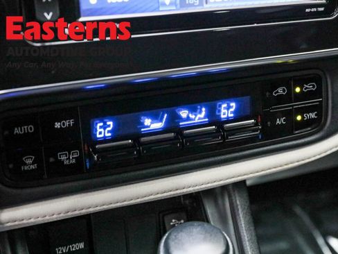 Used 2018 Toyota Corolla iM w/ Carpet Mat Package (TMS) image 19