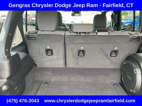 Certified 2025 Jeep Wrangler Unlimited Sahara AWD/4WD image 31