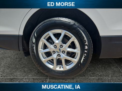 Used 2022 Chevrolet Equinox LS AWD/4WD image 10