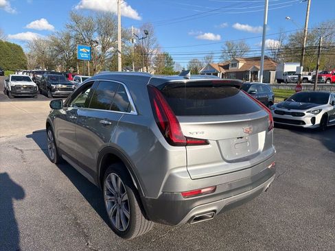 Used 2023 Cadillac XT4 Premium Luxury FWD image 5