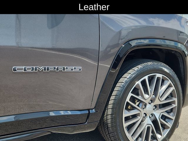 Used 2022 Jeep Compass Limited w/ Elite Group AWD/4WD image 19