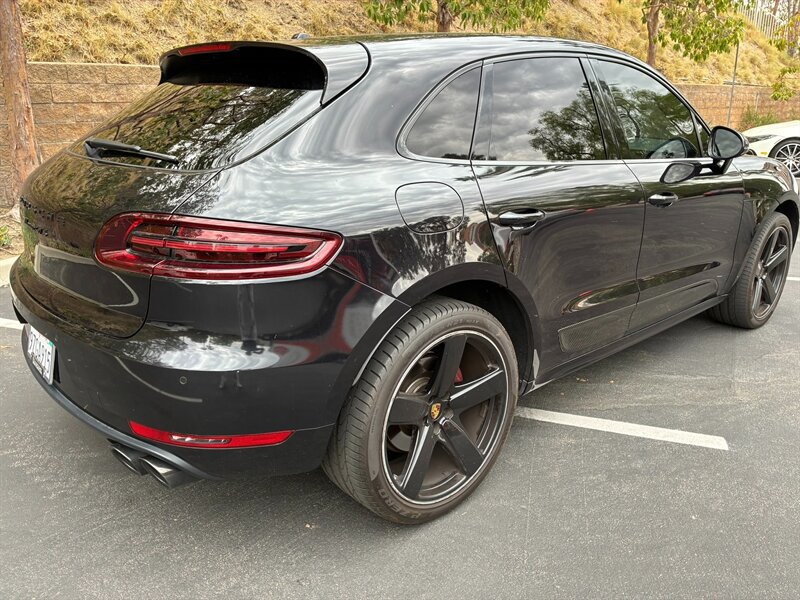Used 2017 Porsche Macan GTS AWD/4WD image 35