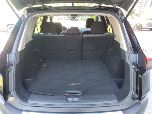 Certified 2023 Nissan Rogue SV AWD/4WD image 7