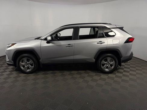 Used 2024 Toyota RAV4 XLE w/ Convenience Package FWD image 31