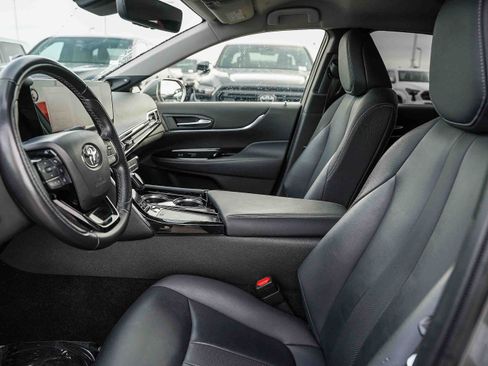Used 2022 Toyota Mirai XLE image 18