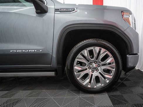 Used 2021 GMC Sierra 1500 Denali w/ Denali Ultimate Package AWD/4WD image 15