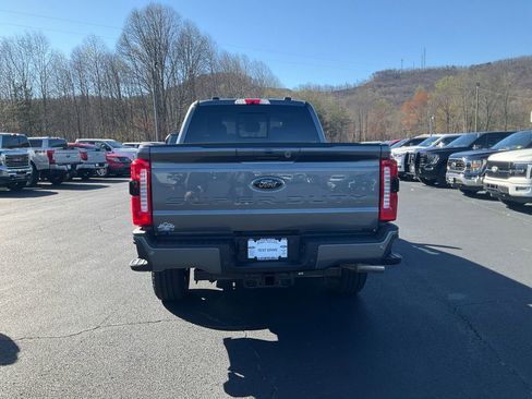 New 2026 Ford F250 Lariat w/ Black Appearance Package AWD/4WD image 6