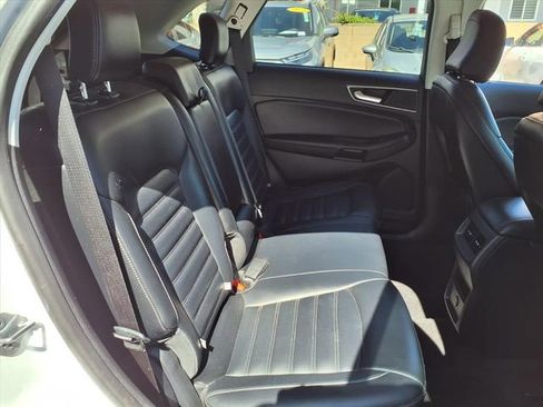 Used 2024 Ford Edge SEL image 22