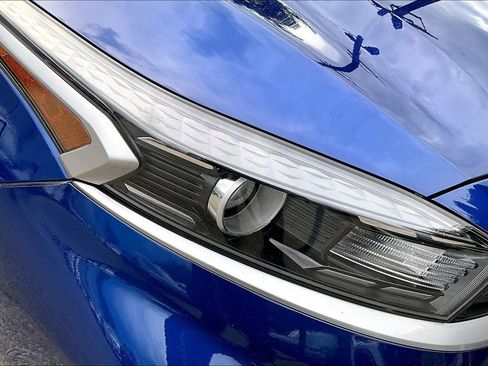 Used 2022 Kia Forte LXS FWD image 30