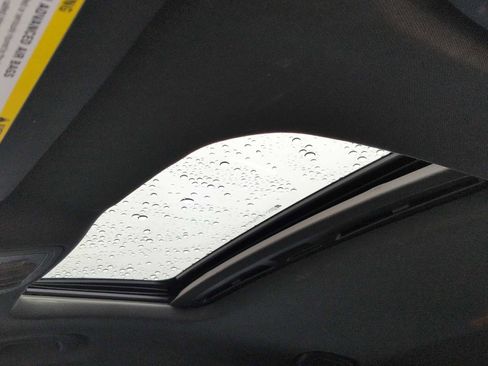 Used 2017 Buick Regal GS w/ Driver Confidence Package #2 image 20