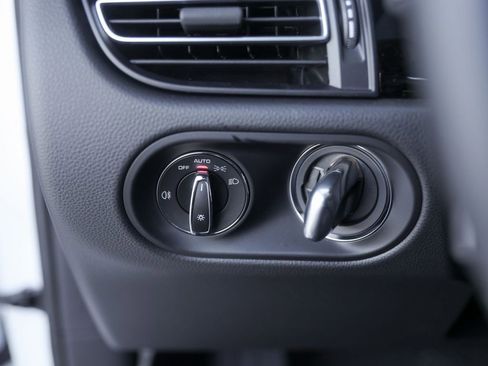 New 2026 Porsche Macan S image 22