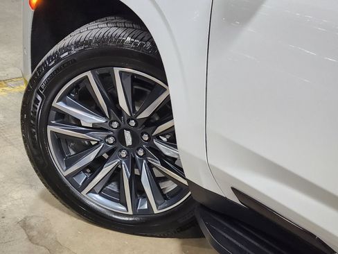 Used 2021 Cadillac Escalade ESV Sport AWD/4WD image 23