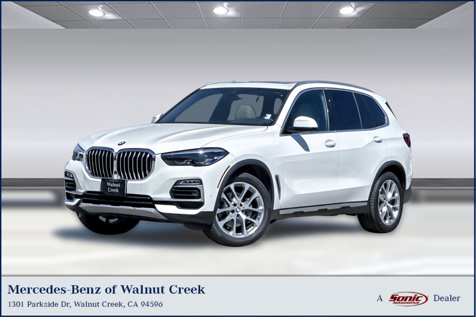 Used 2021 BMW X5 xDrive40i w/ Premium Package 3 AWD/4WD image 1