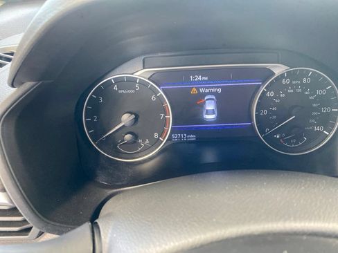 Used 2024 Nissan Altima 2.5 SV FWD image 5