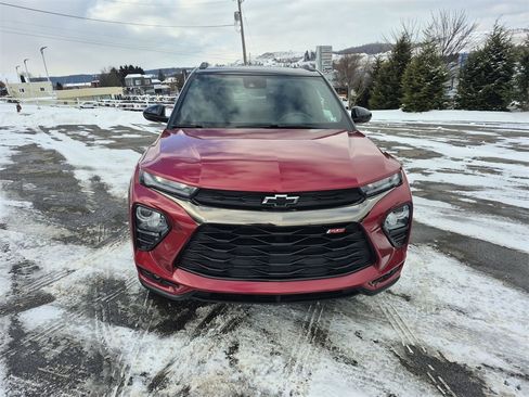 Used 2021 Chevrolet TrailBlazer RS w/ Sun and Liftgate Package image 10