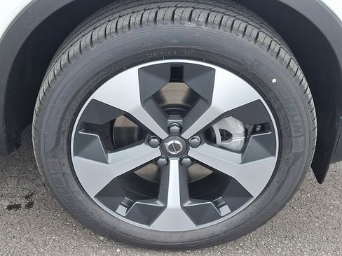 New 2025 Volvo XC40 B5 Plus w/ Protection Package Premier image 7