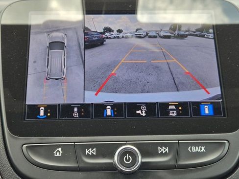 Used 2022 Chevrolet Equinox RS FWD image 17