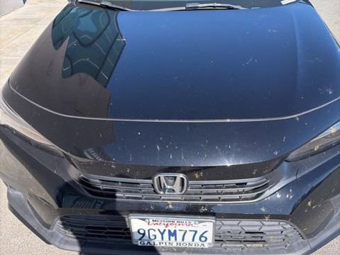 Used 2023 Honda Civic Sport image 3