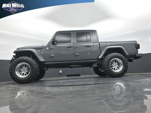 Used 2025 Jeep Gladiator Overland AWD/4WD image 20
