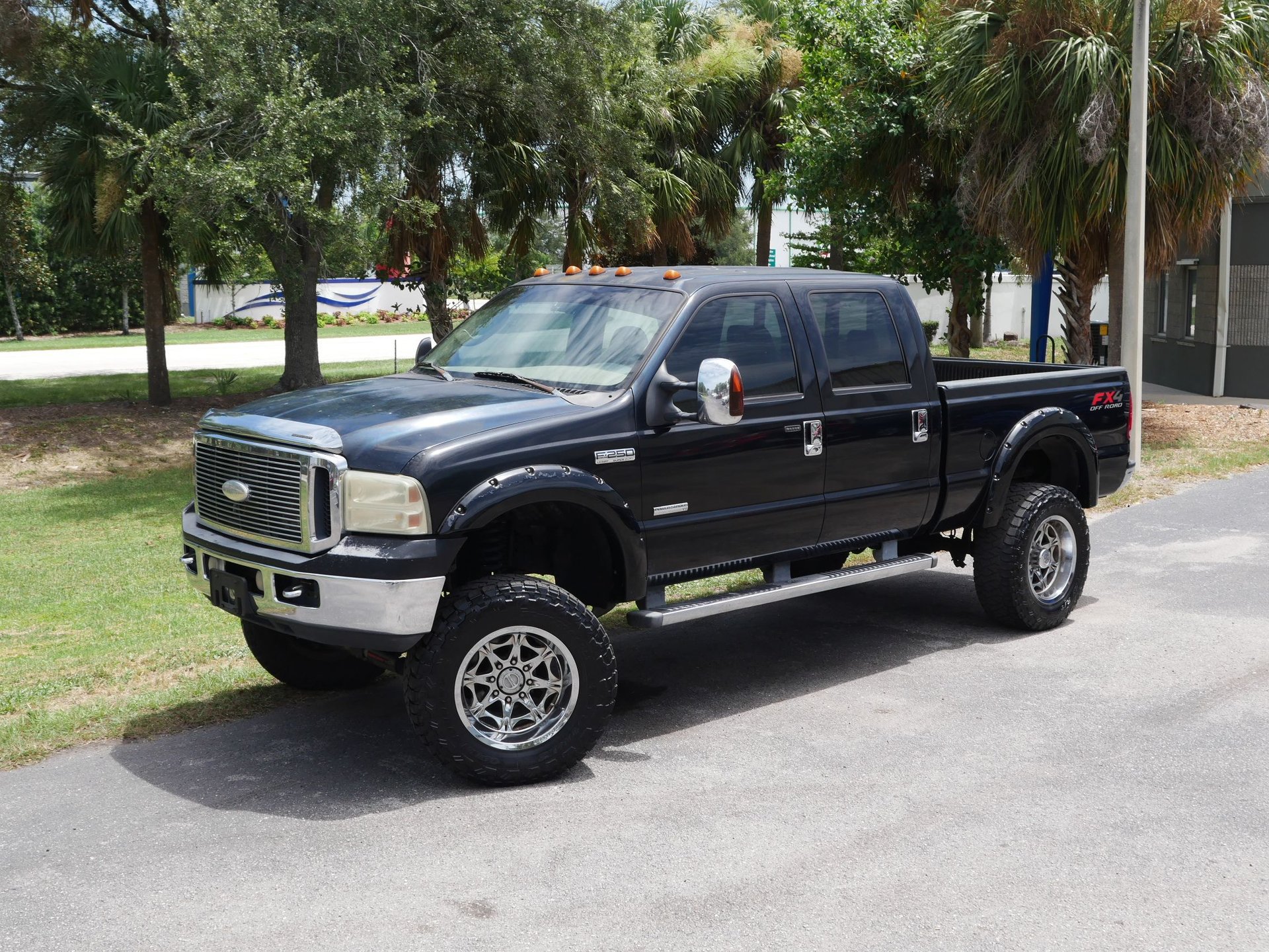 Used 2006 Ford F250 Lariat AWD/4WD image 13