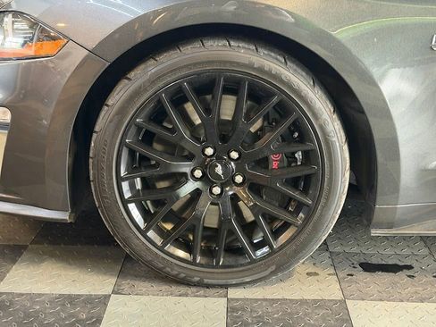 Used 2019 Ford Mustang GT Premium w/ GT Performance Package RWD image 28