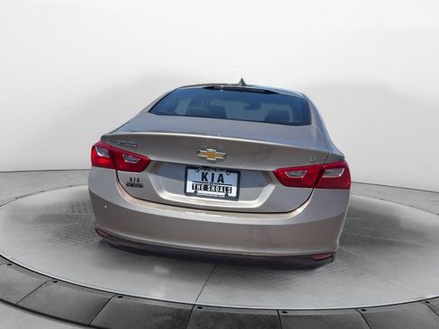 Used 2024 Chevrolet Malibu LT FWD image 4