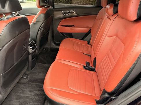 Certified 2023 Kia Sportage SX FWD image 9