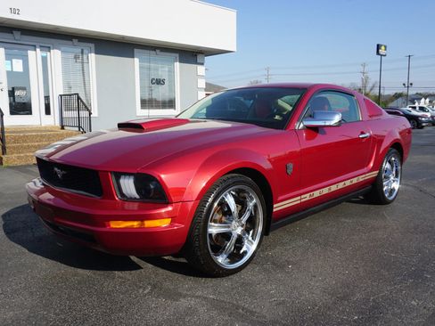 Used 2007 Ford Mustang Coupe image 1