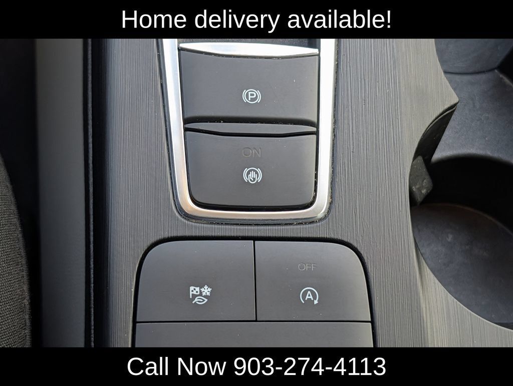 Used 2025 Ford Escape Active AWD/4WD image 18